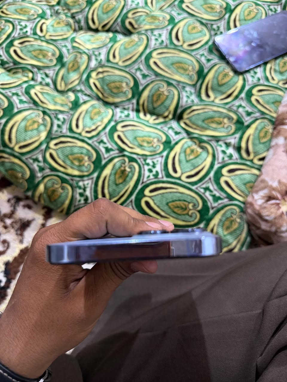 آيفون ١٣ برو ماكس لون بحري بلادي ما مفتوح بطاريه ٧٩ جهاز استخدام منزلي ما تعبان للبيع بسعر 750 ألف مكاني نجف حي ميسان رقم موبايل *********** النجف, العراق
