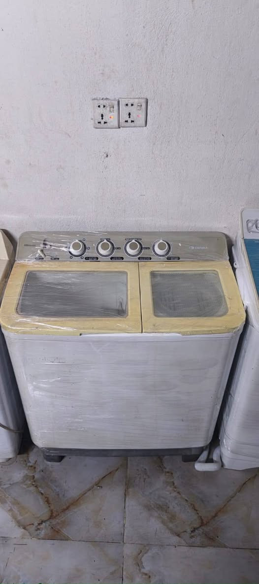 سلام عليكم وجبة جديدة غسالات 15كيلو  ما مفتوحات بلاديات ماطورات نحاس مكان بغداد حي اور سعر 85 واتساب *********** يوجد توصيل داخل الشعب عدا الاتوماتيك 140
