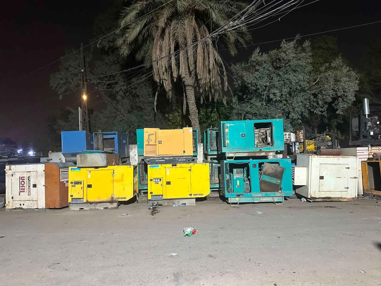 السلام عليكم            بيع طافي        

مولدات  بيركنز  وكمنز  و مستبوشي  

الاحجام من ١٣كيفي الى ٢٠ كيفي  ٣٠ كيفي 

العنوان كرادة مجمع مشن مقابيل شارع جاك عبود

***********
***********
