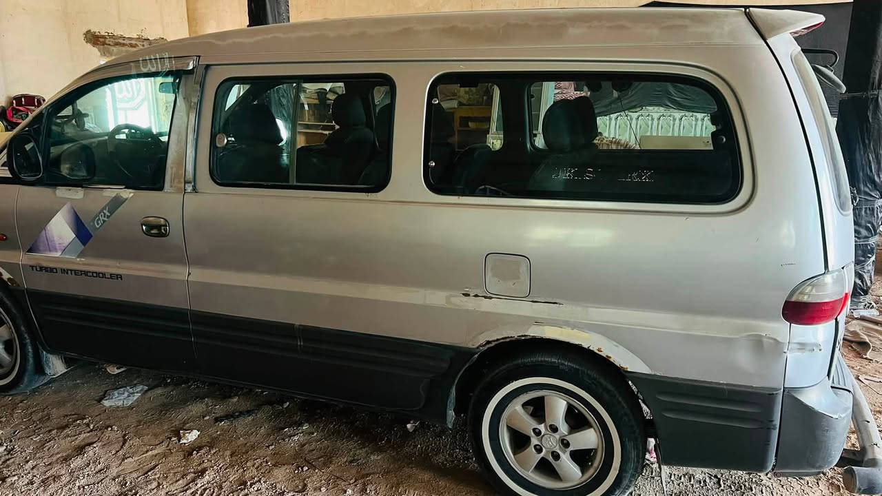 ستاركس ٢٠٠٥ للبيع محرك مفتوك كير عادي السيارة بلاد ما مصبوغه الاستفسار اكثر اتصال 📞 ***********
***********
