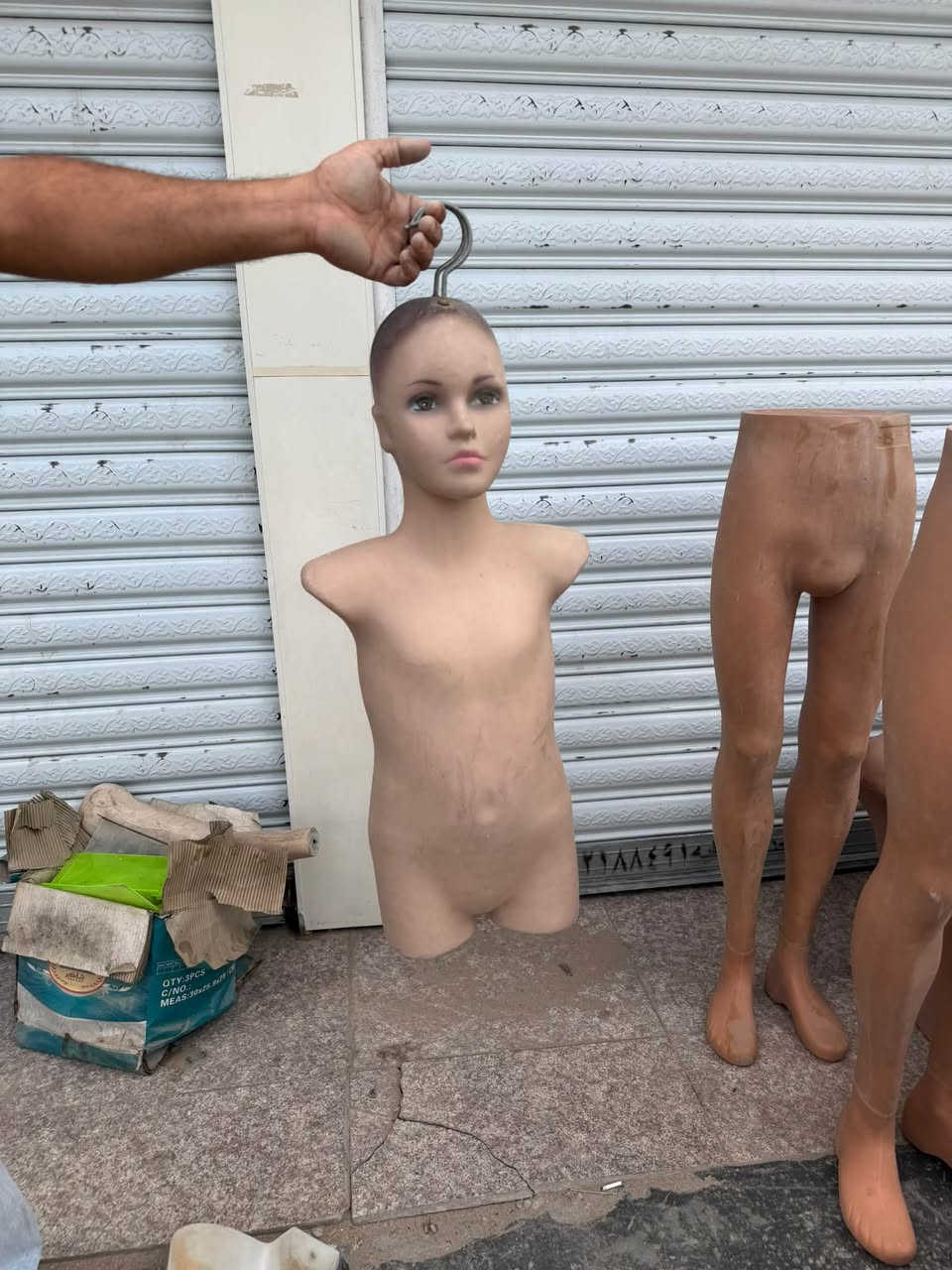 مليكانات • نص جسم • للبيع