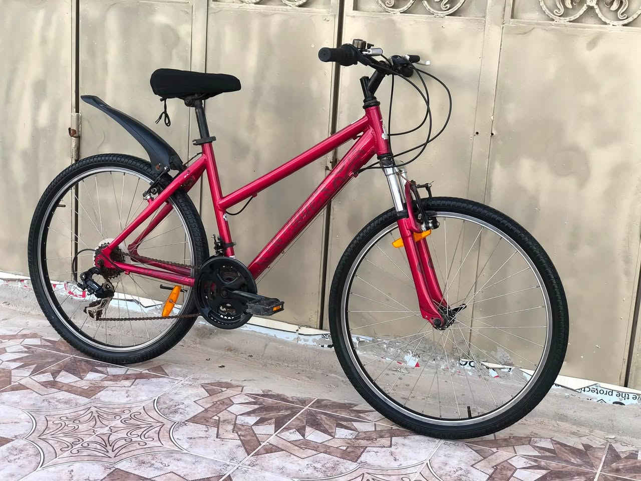 بایسکل / بريطاني 🇬🇧

ماركة /  Raleigh

المنيوم 

قياس / ٢٦ 

٧*٣ كير 

سيستم شيمانو 

بريكات فحم 

سعر / ١٥٠ الف

 واتس اب / *********** 

📍مكان/ بكرجو جديد - قريب جامع احسان

توصيل موجود لي كل محافظات 🚕
