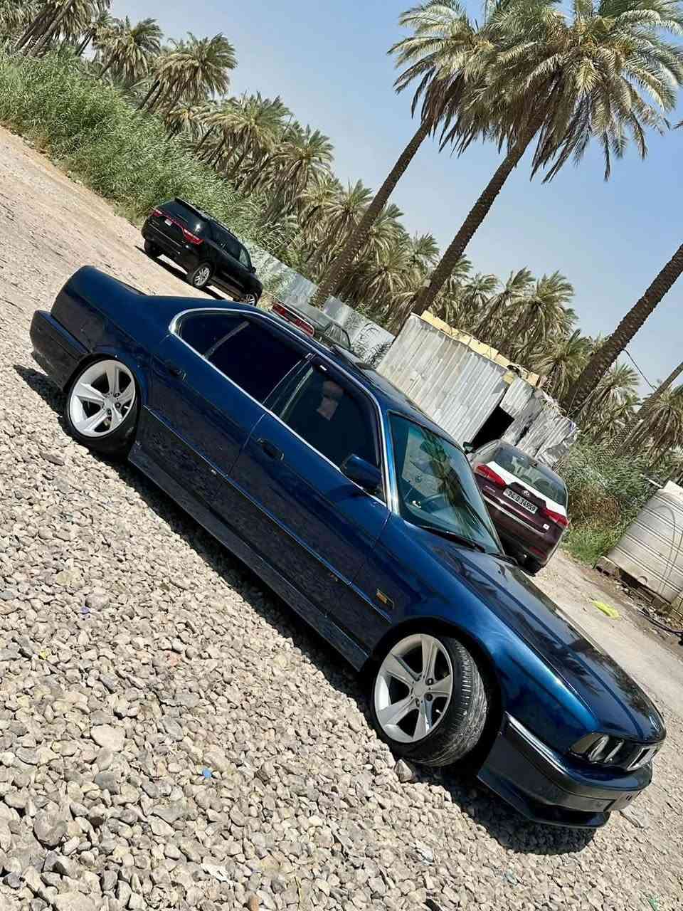 السلام عليكم شباب 
525مسكر عدل للبيع
كير عادي🔥✈️
موديل 1991
رقم اربيل 
ملاحظة / سنوية ساقطة صارلها 8 اشهر
مكينه وكير بشرط
حداديه اماميه خلفي بشرط
تبريد شغال
سستم صوت ودمام  مرتب
كزوز رياضي نغمة
عقلها مبرمج  وطلقاتك
تخم تاير ويل جدد
دعاميات ودوس m
ماصدات سوار عدسة وزنون كلش حلو
السعر 60وبيهه مجال قليل
مكانهه الصويره 
***********
