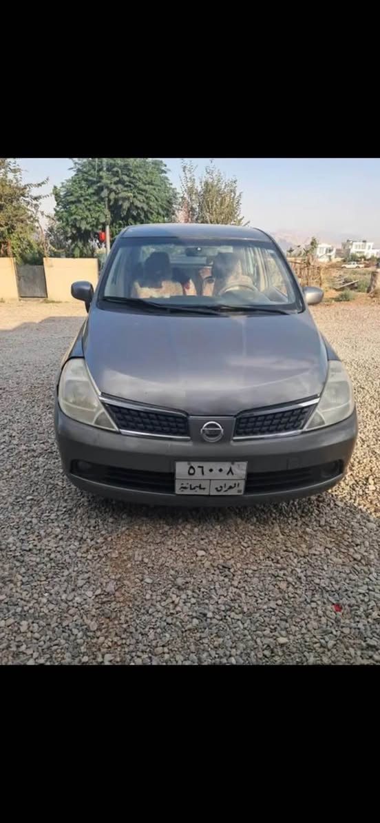 تیدا ٢٠٠٦. فول عادی.  ٣ پارچەی پێشەوەی سبووغە  یەک تۆز ناوی گرتووە. سەنەوی بەسەرچووە.   گێڕ و مەکینەی بەشەرت. توند و تۆڵی بەشەرت. ٤ تایەی تازەی لە ژێرە.  سەیارەکە هی ماڵانە  
*********** رانية, السليمانية

