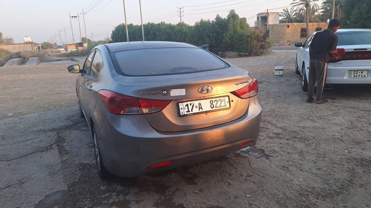 الانتر موديل ١٢ خلجي بيه رشات صبغ جاهزه من كل نواحي مروس بنيسان صني او بيع سعر ١٠٥ ***********
