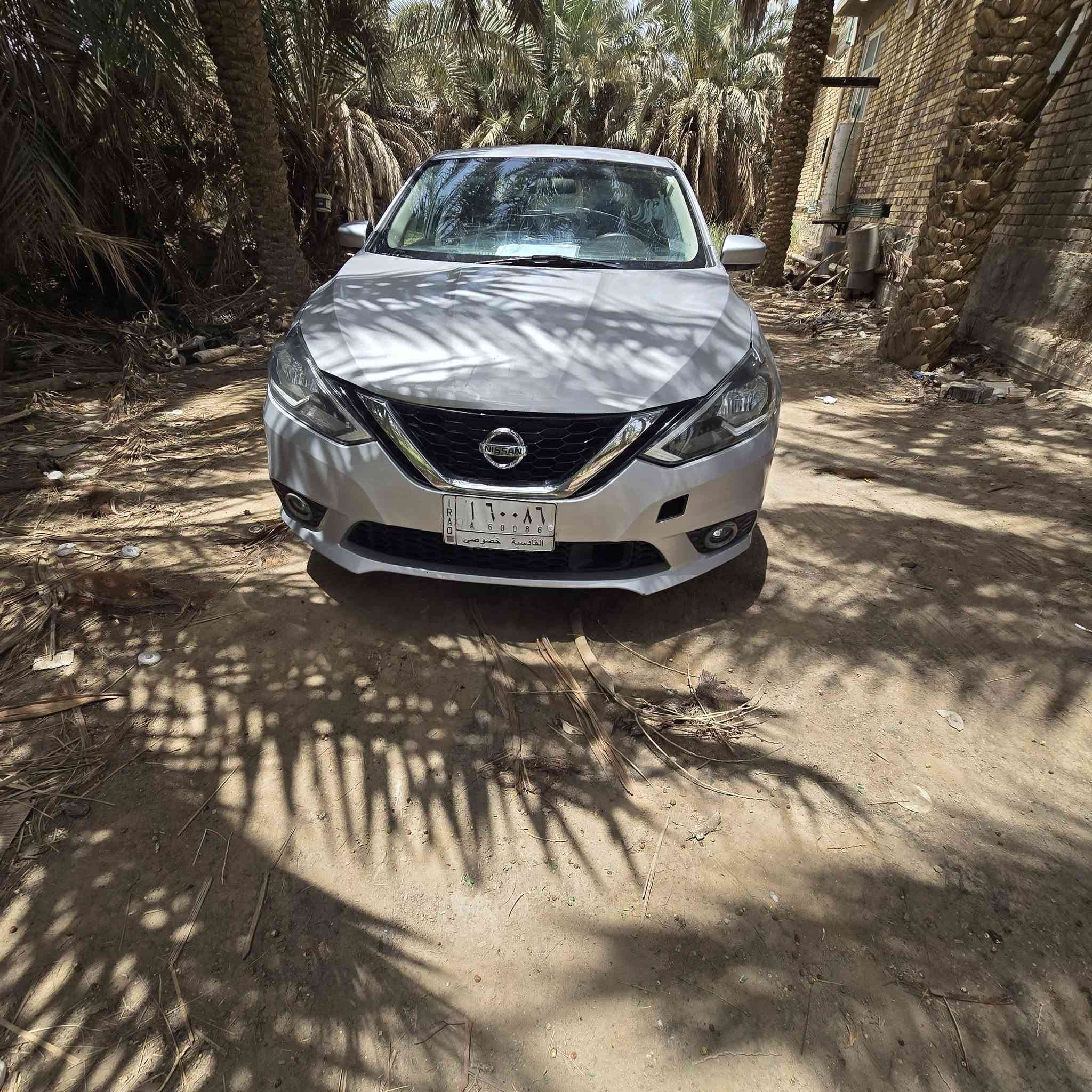 نيسان سنترا وارد امريكي ٢٠١٨ للبيع ضربتها جاملغ جهة السايق وبنيد مبدل السعر ٨٥ وبي مجال رقم قادسية للأستفسار ***********
