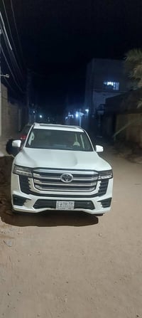 لاندكروز ساز • ٢٠٢٢ • ماشية ٧٦ الف