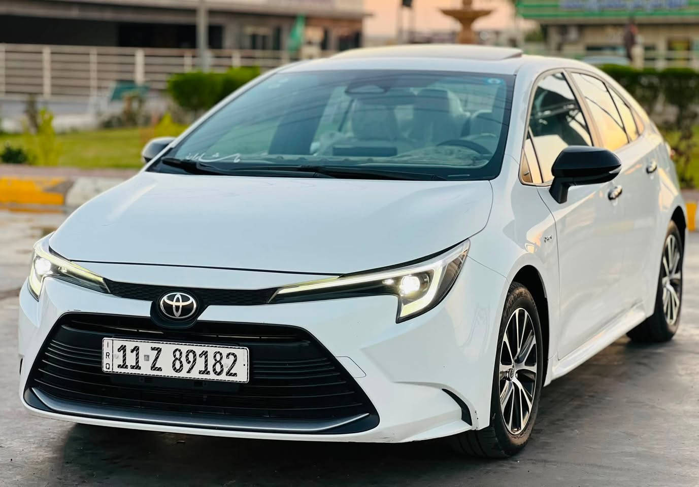 نظيف وبسعر مميز📣‼️
🔰تويوتا كورلا هايبرد 2025

TOYOTA COROLLA HYBRID 2025

♦️التفاصيل:-
• السياره مرقم بغداد
• ⁠المواصفات
• ⁠محرك 1.8 
• ⁠هايبرد اقتصادي
• ⁠مثبت سرعة
• ⁠رادار أمامي
• ⁠نظام مانع التصادم (Auto Brake)
• ⁠لايت عدسات LED
• ⁠مساعد ذكي للإضاءة العالية
• ⁠كشافات ضباب
• ⁠كاميرا خلفية (0.3 / 0.5)
• ⁠نظام المحافظة على المسار (Lane Assist)
• ⁠قيادة ذاتية (Toyota Safety Sense)
• ⁠أوضاع القيادة:
• ⁠نظام ECO
• ⁠نظام NORMAL
• ⁠نظام SPORT
• ⁠شاشة تدعم 
• ⁠ا Apple CarPlay & Android Auto
• ⁠تبريد منفصل

🟠حالة السيارة:-
• ⁠كفالة على المحرك، الكير، والبطارية
• ⁠عداد كيلو متر: 31 الف

📍 مكان السيارة : واسط الصويره

 الاستفسار ***********
الاستفسار ***********
