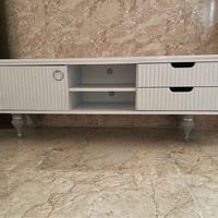 ثلاجة ١٦ قدم • طباخ ٥ عيون • ميز تلفزيون جديد
