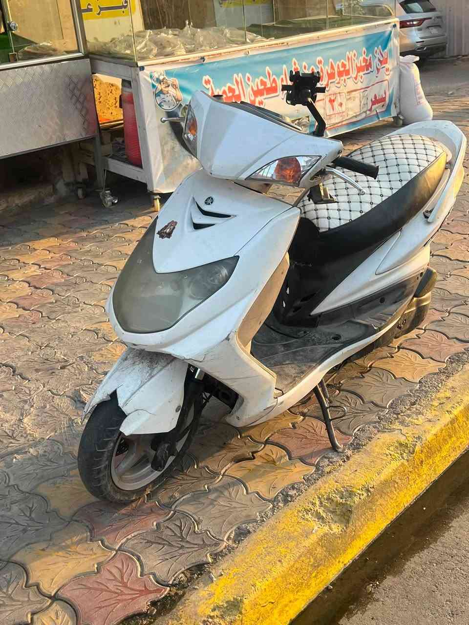 سلام عليكم شباب دراجه لبيع سكنس السعر 550 وبيها مجال دراجه كدامكم مابيها نواقص هواي شي بسيط 
بغداد الحريه 
***********
