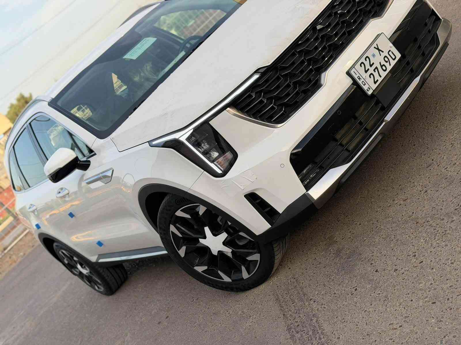 السلام عليكم
سورنتو 2025 خليجي 

دادشو 

كشن كهرباء 

الباب الخلفي كهرباء 

شاشه منتصل 

سايد بريك بصمه 

ويل 20 

محرك 6 سلندر 

فول تحكم  استيرن 

تشغيل عن بعد 

حساس امامي خلفي 

رقم اربيل تحويل وكاله مجاا 

ماشيه 30 الف 

سعرهه 302 وبيهه مجال 

مكان السياره بغداد 

رقمي ***********
