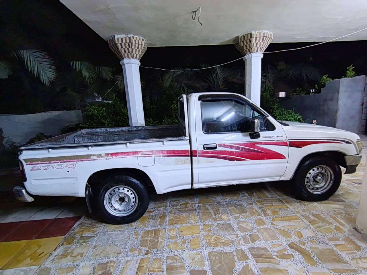 السلام عليكم
للبيع بيكم تويوتا جمره2001 خليجي كامل مواصفات محرك 2700  جام أتو 

داخل ماروني تبريد ثلج باور ستيرن بلادي 

دبل رون عل وضع لبلاد رقم دولي صلاح الدين  لسعر 110ورقه وبيه مجال

بسمي مكان بغداد قضاء المدائن ‏‪***********‬‏
