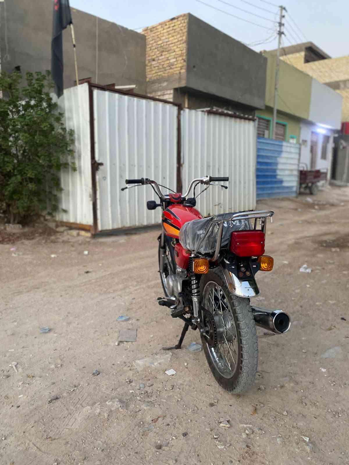 سلام عليكم دراجه 4كير للبيع اصولي اصولي وكيله العارضي
تعمير 26 نامه اصلي 
دراجه مكينه شلامجه بعده ع سحك مفتوحه لاول مر
مكان النجف حي النداء*********** سعر 600
