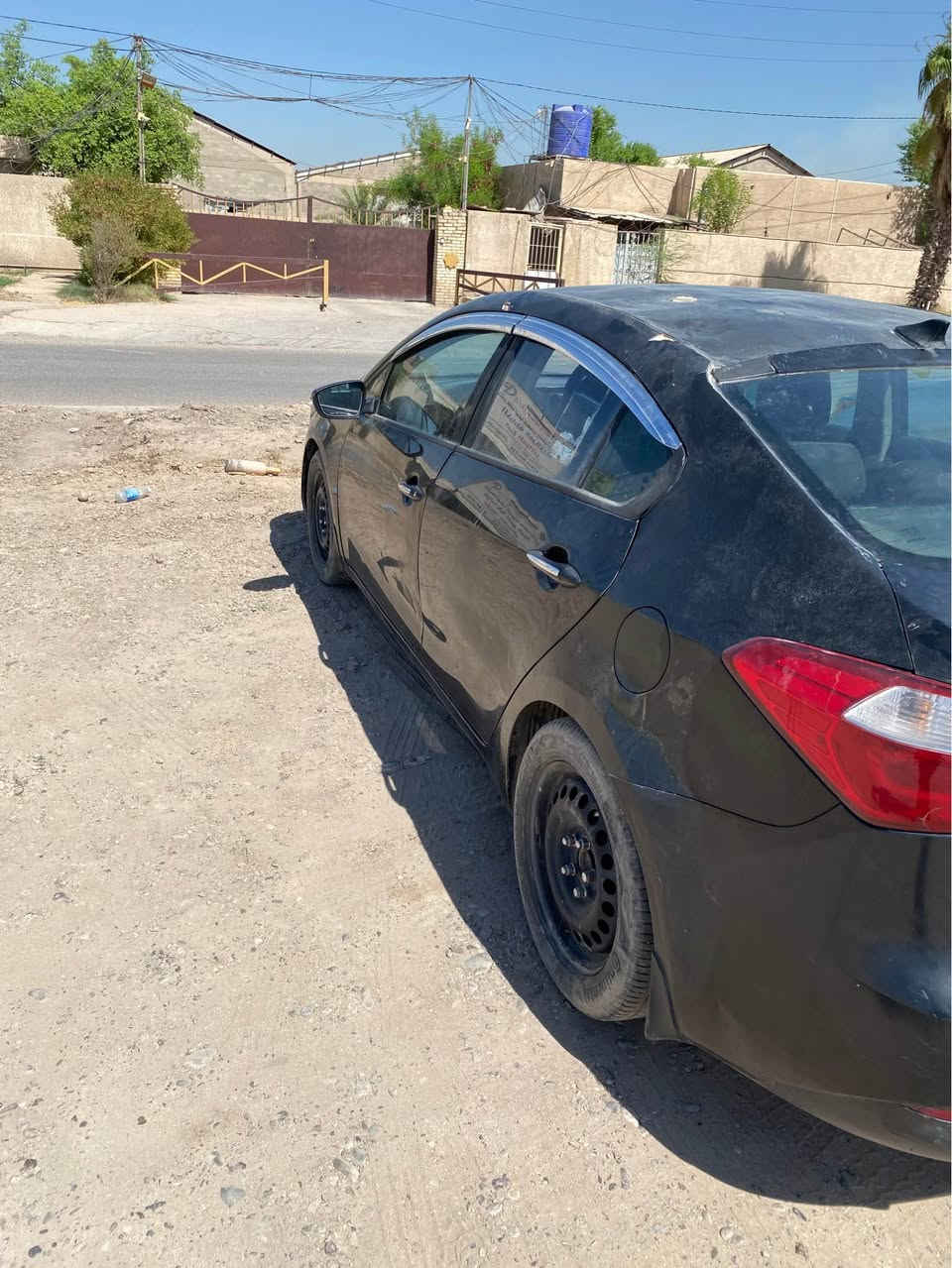 السلام عليكم
السعر ب 79 ورقة وكلمن بسعرة  وبيهة مجال مكاني بغداد البياع كيا فورتي 2016 وارد امريكي محرك دوش نص مواصفات حساس اطارات ومري شفط ارضية جلد كامرة دوارة سنوية بسمي اني 
السيارة يحتاجلهة صبغ للقمارة والتكمة وباب وجاملغ امامي وخلفي يكلف ورقتين الصبغ ماعندي مجال اصبغهة 
البچم بلادي والصندوك بلادية الدواخل كلهة بلادية رقم بغداد السيارة حادثهة قمارة من امريكا وصور الحادث عندي بلخاص واتساب 
*********** بغداد, العراق

