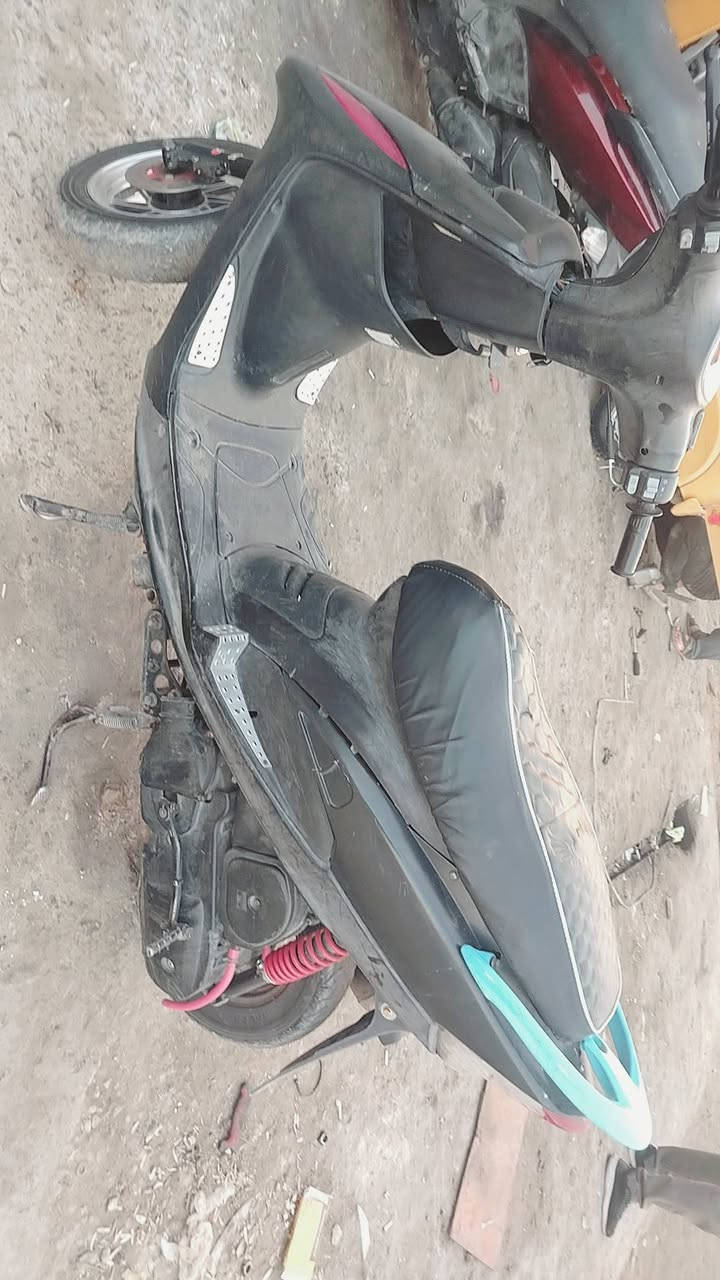 ماكس عدلة • نضيفه • باتري