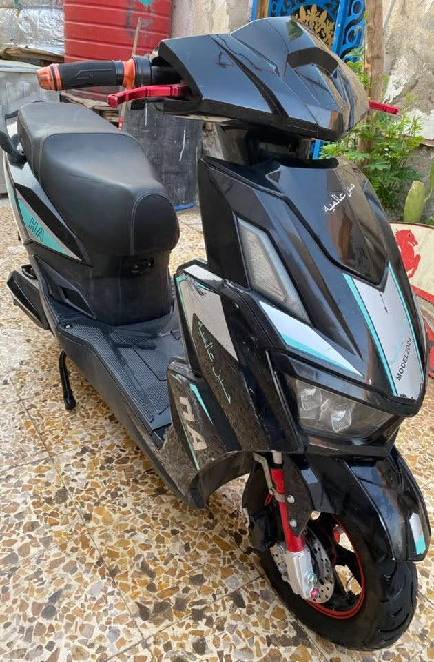 دراجه سكنس شحن 
بطاريه ٣٢ ملف ٢٠٠٠ 
بطاريه ٦ 
الشاحنه الاصليه وياها 
نضام امان 
اشارات عالي ناصي كلشي شغال بقيه تفاصيل بالصور موضحه 
السعر ٣٧٥ 
الموقع البصره گرمة علي
الرقم ***********

