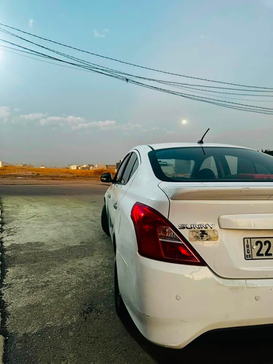 نيسان سني
موديل ٢٠١٩
به نسبه سبوخ سبوخي نيه 
بس جه مبكي خه فيفي پيشو پشتي هه يه 
ته زره كورتيشي هه يه جي جي سارده كوتيشي هه يه 
بي ئيرباگ 
ماوه ي رويشتني ١٦٨ هزاره 
شوين هه ولير 
رقم  ته له فون /*********** -***********
نرخ / ٩٠ ورقة - مجال
