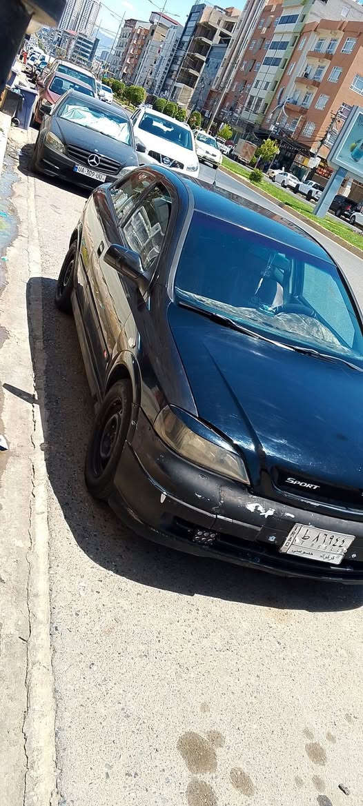 استرا 2000 
تك باب 
كير اتو 

شرط تحويل 

رقم كركوك 
25   ,,    
  ***********
