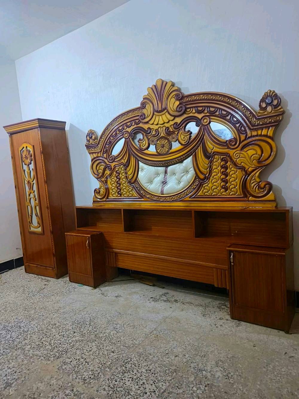 غرفة صاج • ٥ باب • نظافة ٨٠٪