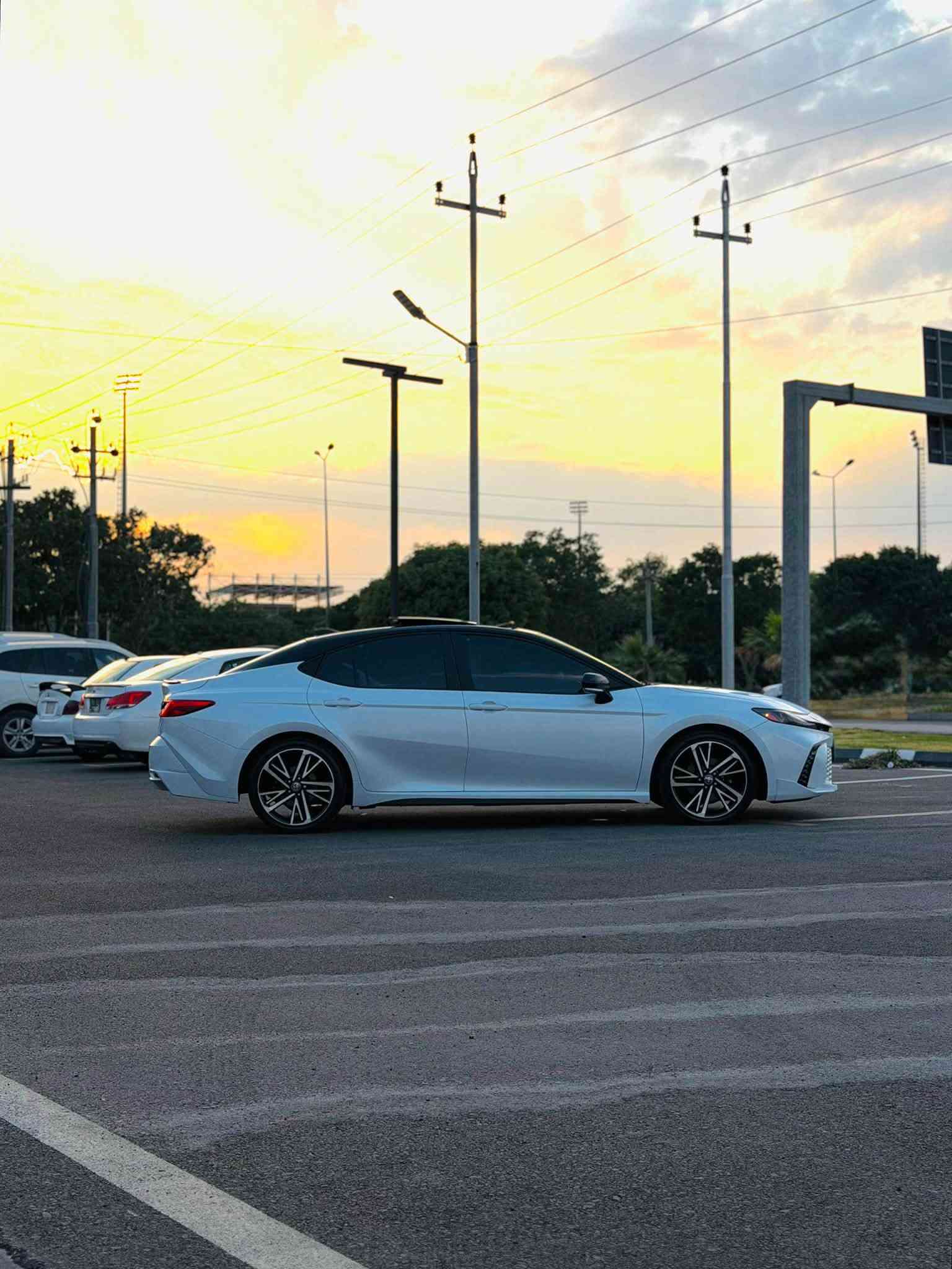 كامري XSE • هايبرد • ٢٠٢٥