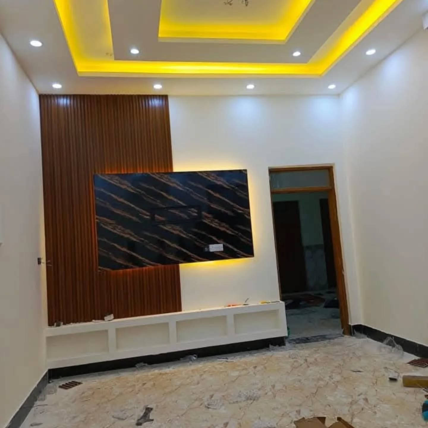 ديكورات بلازمه تخفيضات  ١٥٠ الف ضلع جدار ٣×٣ بس عمل للاستفسار ***********
#الجميع #إكسبلور #تكريت #الصباغين #صلاح_الدين #العلم
