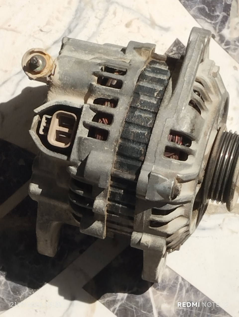داينمو كيا ريو للبيع شرط شغال وقوي بي  صوت جرخه مال بولبرن يعني يحتاج فقط تبديل بولبرن سعره من الاخير 15الف يفيد اهل الحله القريبين عليا

نص مكتوب في الصور:
- 21/9/2026 13:32 REDMI NOTE 12
- 21/9/2026 13:31 REDMI NOTE 12