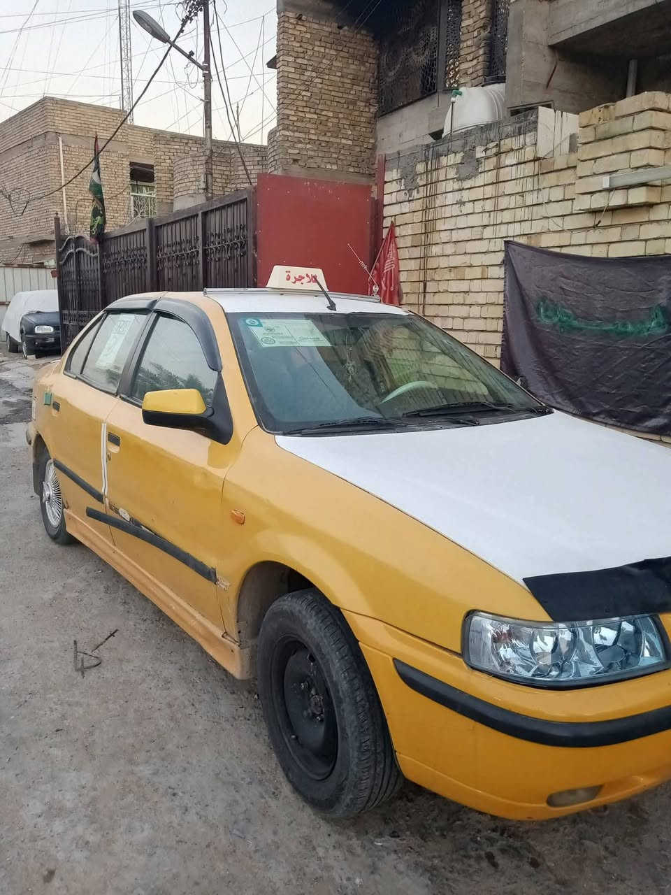 السلام عليكم سمند للبيع موديل 2010سياره
خير من الله صدر جديد مكينه ما مفتوحه 
رقم الإنكليزي رقم هاتف ***********
متوفر واتساب مسنجر العنوان بغداد الزعفرانيه
