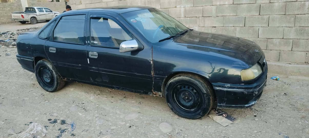 فكترا 18
محرك شرط 
وايرمنه كامل شغاله 
شرعي ماعرف وين بس شرط لا مطلوب 
سنويه ضائعه بيها واجهه سياره جاهزه 
ما بيها خيسان 
سعر 16 ورقه وبيها مجال شويه

رقم ***********
***********
