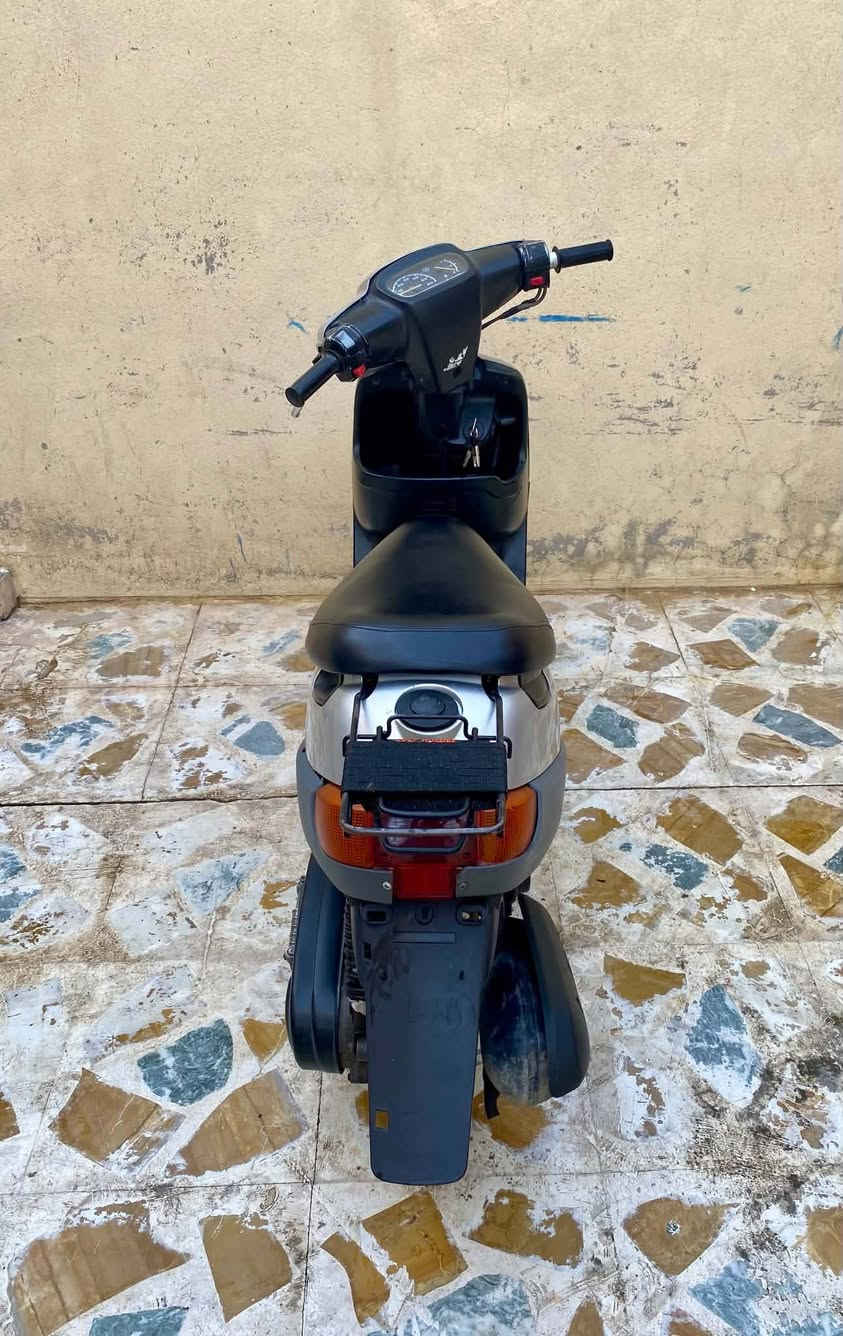 ماطور فول حديث مامفتوح بس قبق هندر السعر 400 وبي مجال***********

