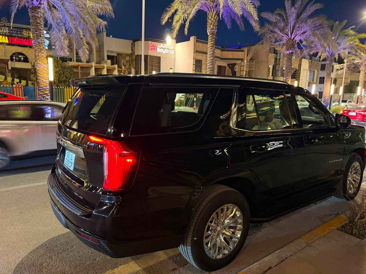 للبيع  يوكن
GMC YUKON SLE 2023

السيارة خليجية وكالة المنصور 

‎kmماشية73الف 

‎السيارة  بحالة الوكالة

‎شغلاتها بعدها بالباكيت 

‎ المــــــواصـــــفــــات :

‎- محرك V8 5300 
‎- تبريد ٣ قطع
‎- وايرلس كاربلاي
‎- حساسات امامية خلفية
‎- تشغيل واطفاء اوتو
‎- ثلاجة توصل درجة حرارة سالب ٥
‎- نضام المحافضة على المسار
‎- بلك كهرباء
‎- هاندبريك كهربائي
‎- نقطة عمياء
‎- نضام مراقبة الدسكات
‎- نضام مراقبة فلتر الهواء
‎- ستيرن تدفئة
‎- تشغيل عن بعد
‎- خزن وضعية الكراسي للسائق

‎- منافذ تايب سي امامي وخلفي وصف الثالث

‎نضام فتح الصندوق كهرباء  
للعلم شادلها تخم ويل وتاير مال دنلي قبل اسبوع 
مكان السيارة بغداد الكرخ  
‎للاستفسار الاتصال او المراسلة واتساب :

***********
