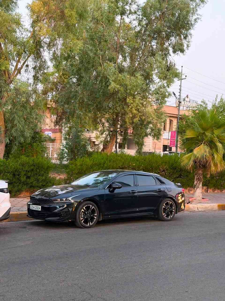 السلام عليكم
كيا كي فايف وارد امريكي

2024 جي تي لاين داخل احمر  

رقم اربيل كتاب تضليل سنوي 
نسبة 80‎%‎

ضررها نص بنيد ونص جاملغ خلفي +مكانين تعديل بارد  

ماشيه 34 الف فقط سيارة جديده وجاهزه 

السعر: 175 

مكان السياره بغداد
 للاستفسار : ***********
مكلف بالنشر
