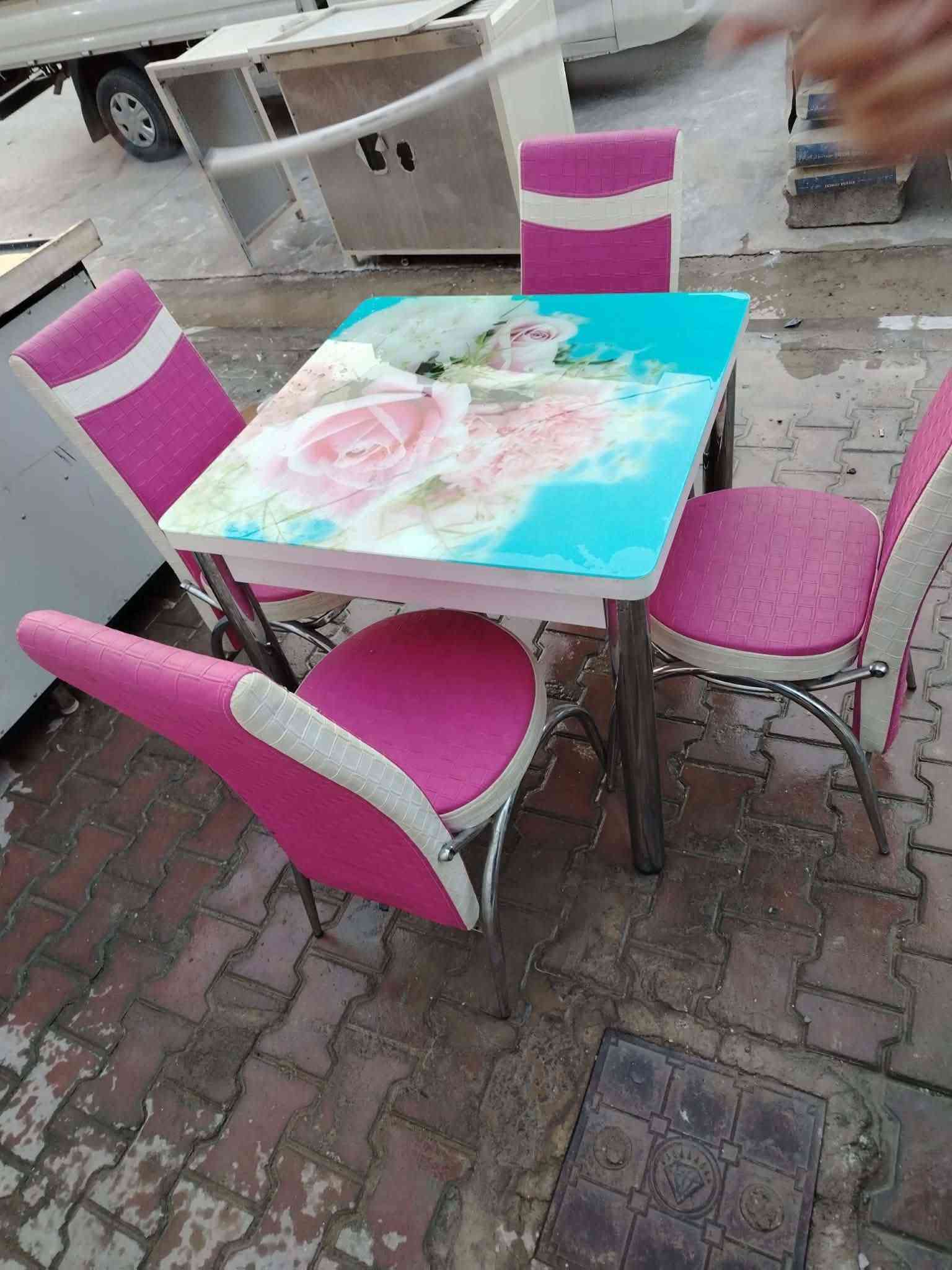 ميز طعام • بدون كراسي • كركوك
