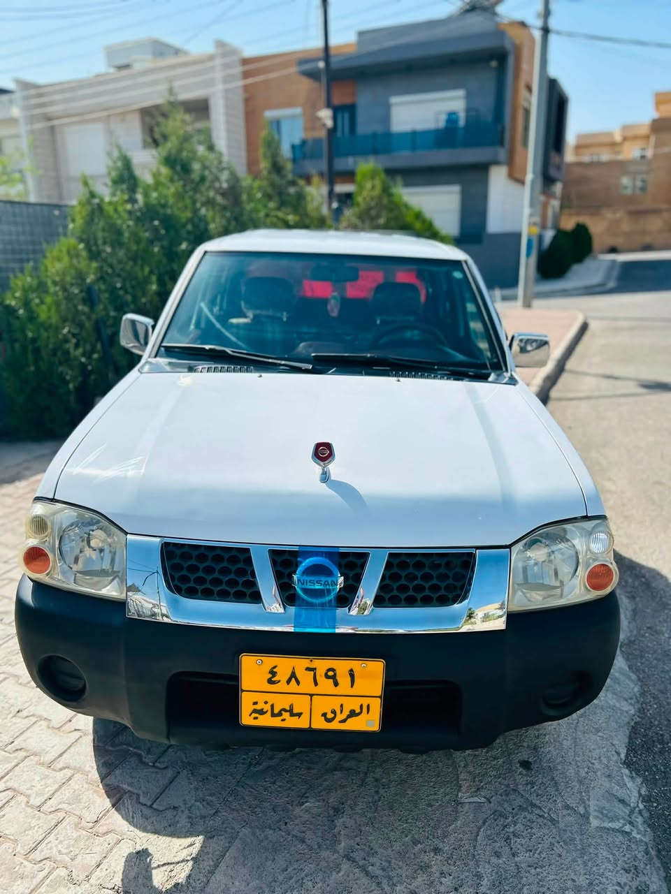 NESSAN PEKAB 2006 
ئەم پیکابە بۆ فرۆشتن ماڵی دۆستە 
زۆر پاکو بێکێشەیە 
بە زەمانی گێڕو مەکینە هەمو گیانی بەشەرت 
چوار جام کارەبایە دەبڵ ئاکسل تەبرید لەگەڵ سوچ 
نرخیشی خوار بازاڕە ناوی سورە
115$مەجالێکی برایانە 
بۆ زانیاری زیاترپەیوەندیبکەن بە 
***********
