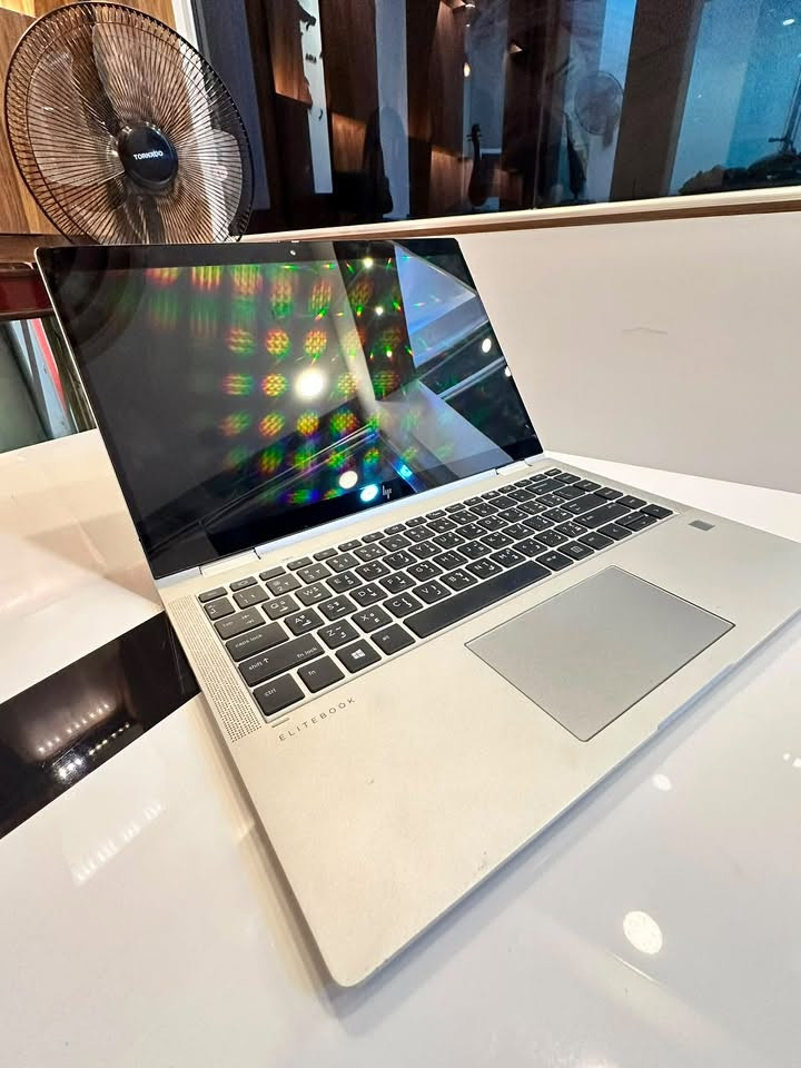 لابتوب للبيع⛔️

مواصفات اللابتوب:

* HP EliteBook x360 1040 G6
* لابتوب قلاّب (2-in-1) يعني يتحول إلى تابلت
* شاشة لمس 
---------------
المعالج (CPU)
* Intel Core i5-8365U
--------
الرام : 16 گيگا
--------------
الهارد : 256 SSD
---------------
كرت الشاشة
* Intel UHD Graphics 620

عنوان اللابتوب : 
السماوة

***********
