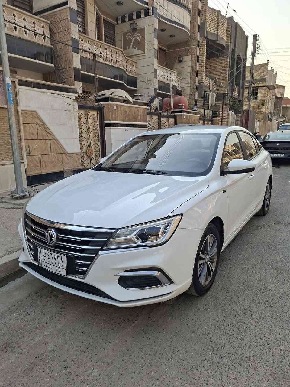 السلام عليكم 
MG 5 للبيع
موديل 24
محرك 1500 تنفس طبيعي 
ماشيه 48 الف كيلو 
مواصفات عادية شاشة عطلات و شاشة اندرويد و مثبت سرعة 
المحرك و الكير و الكهربائيات مكفولة 
الكشر بي بارد بالبنيد حك شبر 
السيارة داخلة ضمن ضمان الشركة
 جميع الصيانات الدورية مسويها بالشركة
 السيارة استخدام شخصي ومحافظ عليها
السعر 90 $ 
***********
