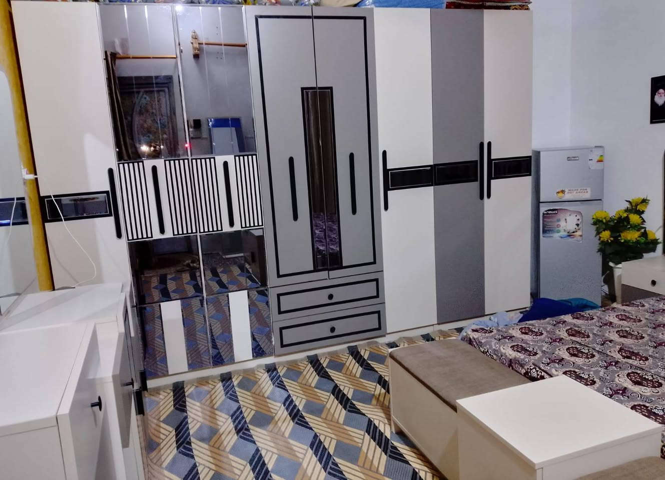 غرفه تركي ٩قطع البيع ستعمال 6اشهر
عنواني بغداد  مدينه الصدر قطاع 28/الاستفسار رقمي*********** واساب
