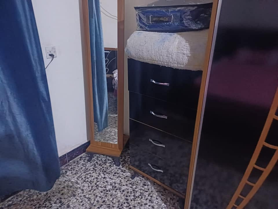 السلام عليكم غرفه تركيه جديده ومناسبه للبيع ***********
