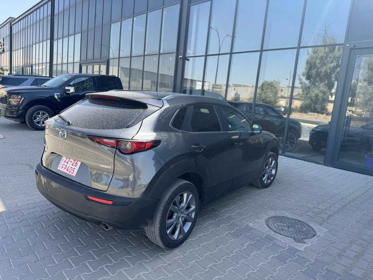 مازدا CX30 موديل 2025 فول موصفات
صبغ فقط جاملغ خلفي باقي بشرط
رقم كاتي بعد لرقم ٧٠ يوم
لون نفطي معروف لون المازدا هذا 
 فور ويل AWD
حجم المحرك 4 سلندر 2500cc تنفس طبيعي 
عدد المقاعد 5 راكب
السیارة ماشي ١٩ الف
بجم كبس بدون ايربك فقط برده 
مواصفات
- بصمة 
فتحة سقف
- دخول ذكي بدون مفتاح
- دبل اكسل
- مود درايف ٣وضعيات  sport-normal-جبلي 
- رادار امامي خلفي
- تحديد مسار
- نقطة عمياء
- كشنات جلد 
كشنات كهرباء
- شاشة
- ⁠كاربلي CarPlay 
- كامرة خلفية
- تبريد مركزي قطعتين
- سايد بريك لمس
- اوتو هولد
- لايت امامي ليد 
- بك لايت لد 
- اشاير مريه
- تخم تاير جديد
- تخم دسكات جديد
-   عداد الكتروني وتكدر تسوي ميل 
وبقية المواصفات موضحة بالصور
العنوان/  السليمانيه 
***********
