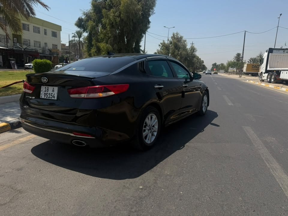 اوبتما للبيع امريكي 2018
نضيفه مال جناي 
محرك كير بانزين محسن دهن اصلي تنقيص ماكو 

للبيع ب105 قفل 
***********

