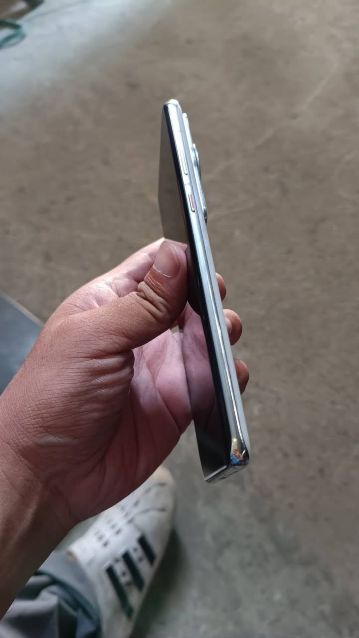 P60 pro
الذاكره ٢٥٦ رام ٨
نسخه  خط واحد
فقط كفر وياه
للبيع او مراوس السعر 400
 الرقم ***********
