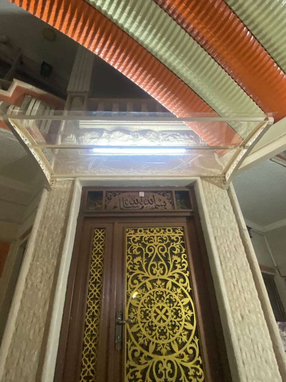 سقائف • أبواب مداخل • طوزخورماتو