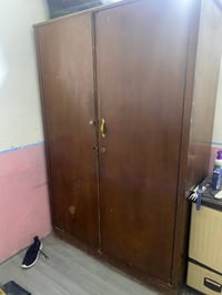 للبيع • خزائن • ديكور