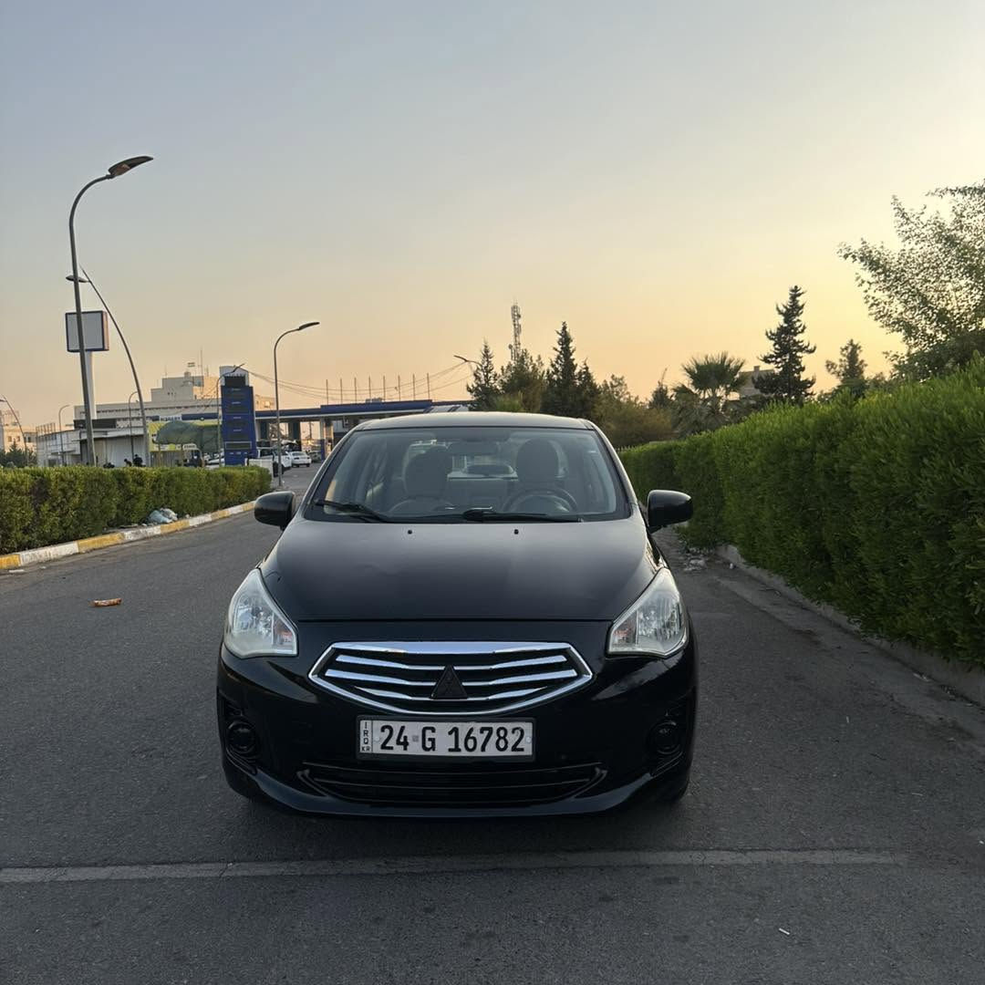 میراج ٢٠١٩
کلین تایتل بێ بۆیاغ 
 سەیارەیەکی تا بڵێی پاک و خاوێنە 
تێبینی چەند دنکێک تەزرەی خەفیفی هەیە 
جەمپێکی خەفیفی پێشی هەیە 
گێر مەکینە تەبرید بەناوکردن بەشەرت

نرخ داوا بکە لە کۆمێنت راستەوخۆ پێت دەگات 
ژمارەی خاوەنی ***********

