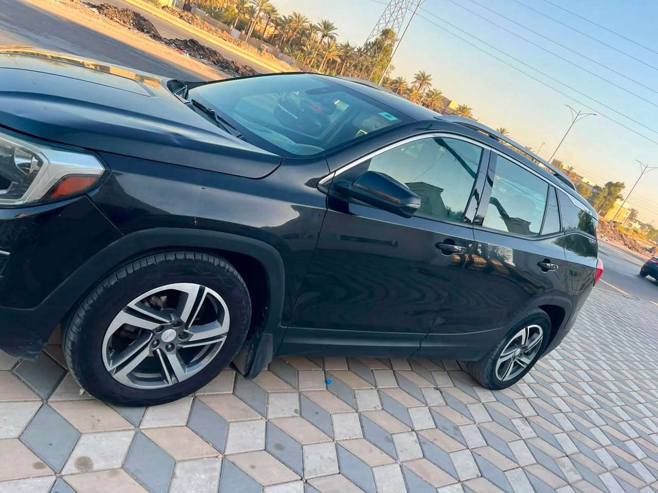 🚗 للبيع جمسي تيران 2019
🔹 المحرك: 4 سلندر / 1500 تيربو 
🔹 السيارة نظيفة وجاهزة للبيع
🔹 استخدام جيد
🔹 مناسبة للعائلة والاستخدام اليومي
💰 السعر115.   
أبيع السياره هيه بيه اربع قطعه اني أبيع حزام بيه 
📍 بغداد
📱الاتصال *********** 🤲
