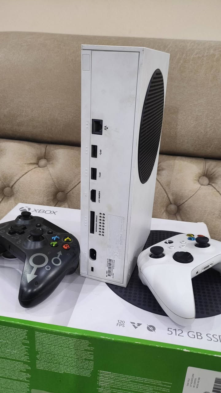 السلام عليكم
جهاز Xbox سيريس اس نظيف وما مفتوح
استخدام قليل مع كامل الملحقات الاصلية
مكاني بغداد
شاري تفضل خاص وتدلل ***********
