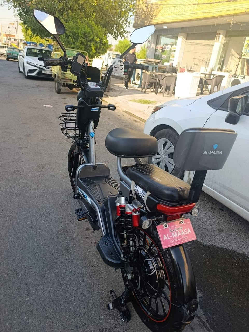 ماطور شحن حجم 20 نوعيه الماسه اخو الجديد 5 بطاريات كبار  بشرط 4 كير مكان اربيل هفلان 
*********** أربيل, العراق
