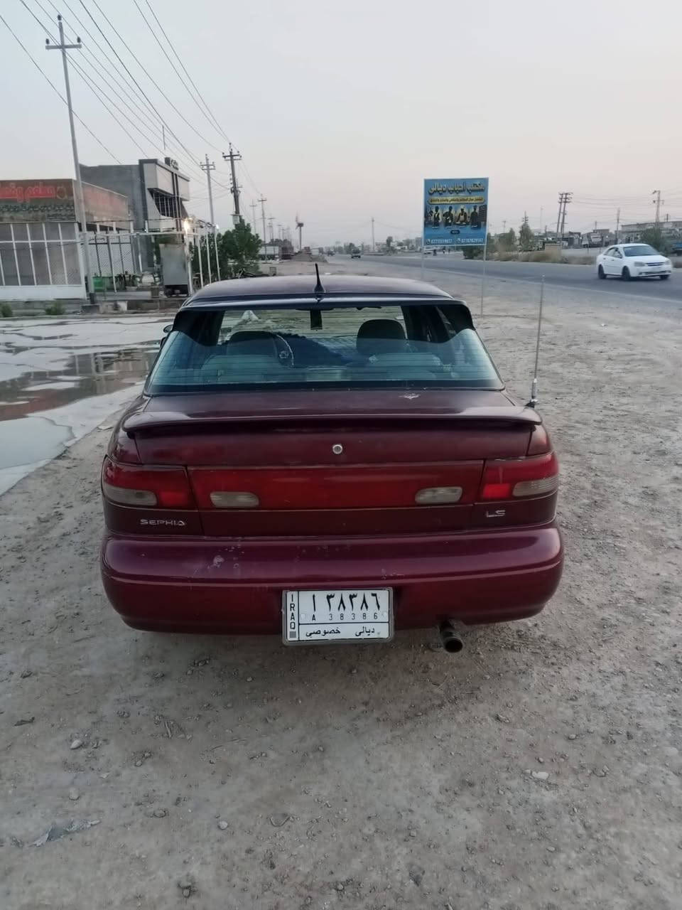 سيفية ٩٥ رقم ديالى كير عادي محرك مفتوح كير ومحرك مكفولات صدرو وكهربائيات مكفولات صبغ حزام للجمالية بدون ضربة ولاخياس مكفولة من كلشي بس نقص تبريد السيارة نضيفة مال جناي ديالى خان بني سعد اتصل على *********** إخوان لاخاص ولا تعليق مكلف بالنشر السعر ٣٥ وبيهة مجال قليل
