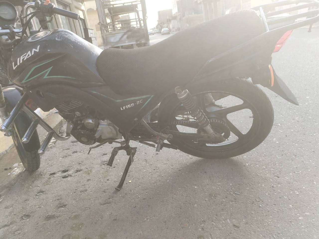 ماطور • ليفان • نظيف