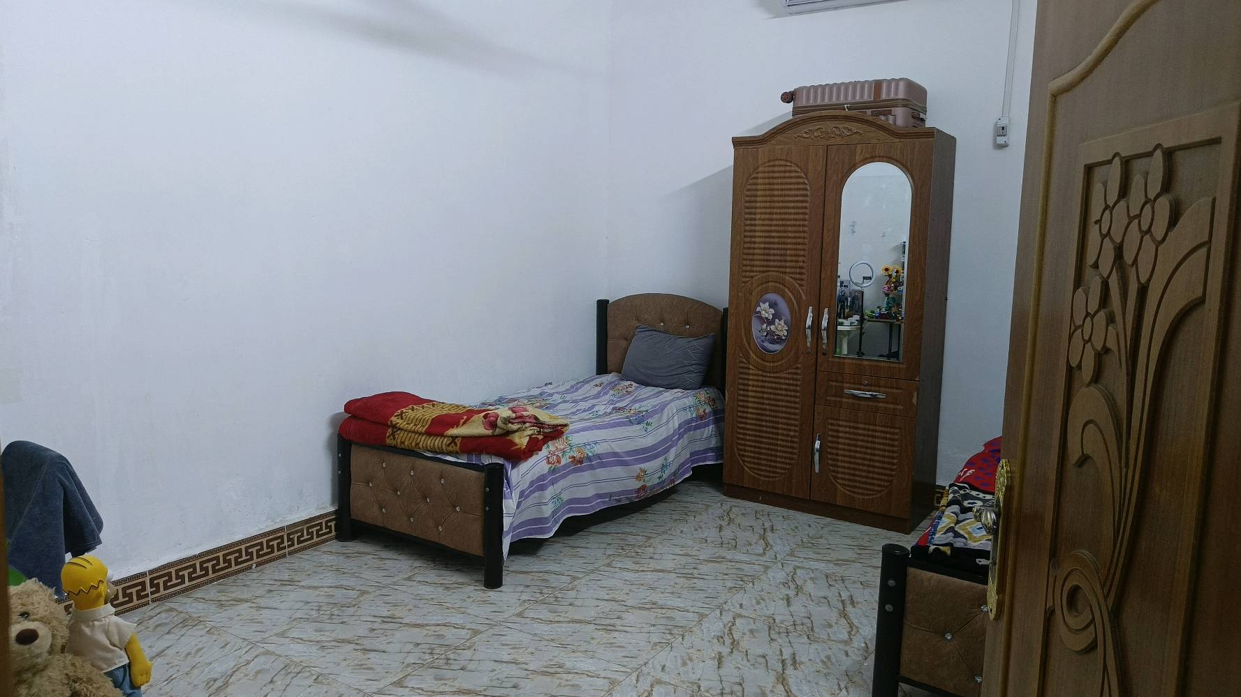 دار للبيع • تفاصيل بالمقطع