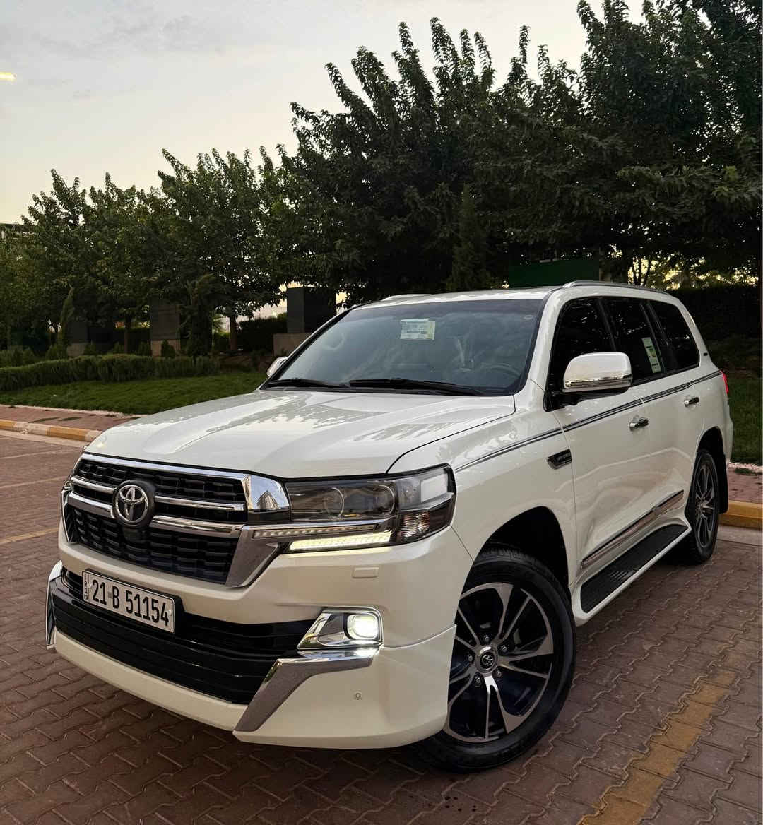 Toyota Land Cruiser 2021
                              GX.R - Grand Touring  - ٣ شاشە
                                               V6 - فول فول مواسەفات 
سفری شەریکەی جیهان دەرەجە(١)
😵بێ بۆیاخ و سارد بێ شوخت و چاڵ 
⚫️زۆر تازە و جوان ماشاالله 
⚙️گێڕ و مەکینەی بەشەرت نەکراوەتەوە
✍️سەنەوی و ڕەقەم و هەزە و ژینگە و ڕێگاوبان تازەیە
🛞٤ تایەی تازەی لەژێرایە
✅تەنها ٨٨کم ڕۆشتوە هەقیقی بە شەرت
☑️دینار مەسرەفی تیا نییە ماڵی دۆستە سەیارەکە
🔶زۆر تازە و ڕێک و پێکە ماشاالله
🔷تەحویل و غەرامە بەشەرت
📱ژمارەی مۆبایل  :***********
نرخ :$💵538 السليمانية, العراق
